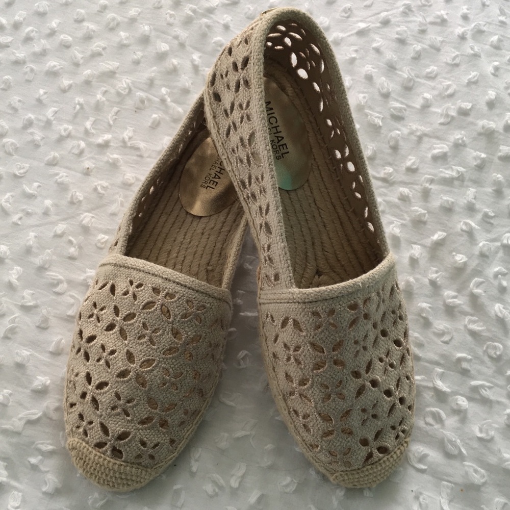 Michael Kors NEW Ivory Tan Brown Espadrilles Flats - Picture 6 of 8